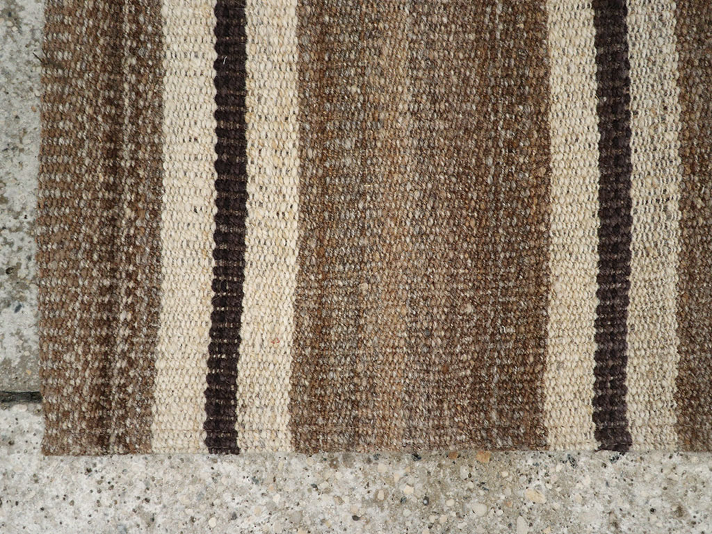 Vintage Turkish Flatweave Kilim Runner, No.33125 - Galerie Shabab