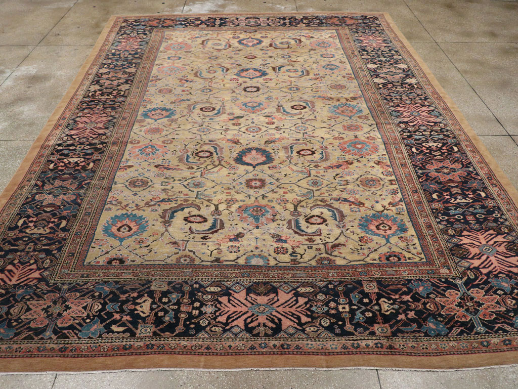 Antique Persian Sultanabad Room Size Carpet, No.33126 - Galerie Shabab