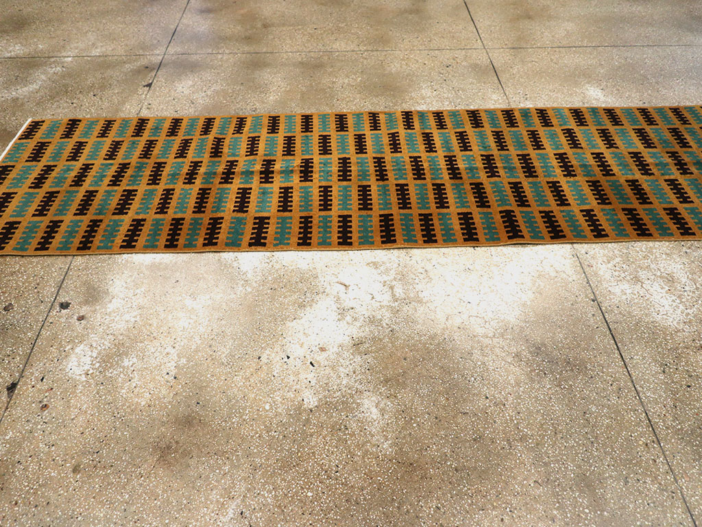 Vintage Turkish Anatolian Runner, No.33128 - Galerie Shabab