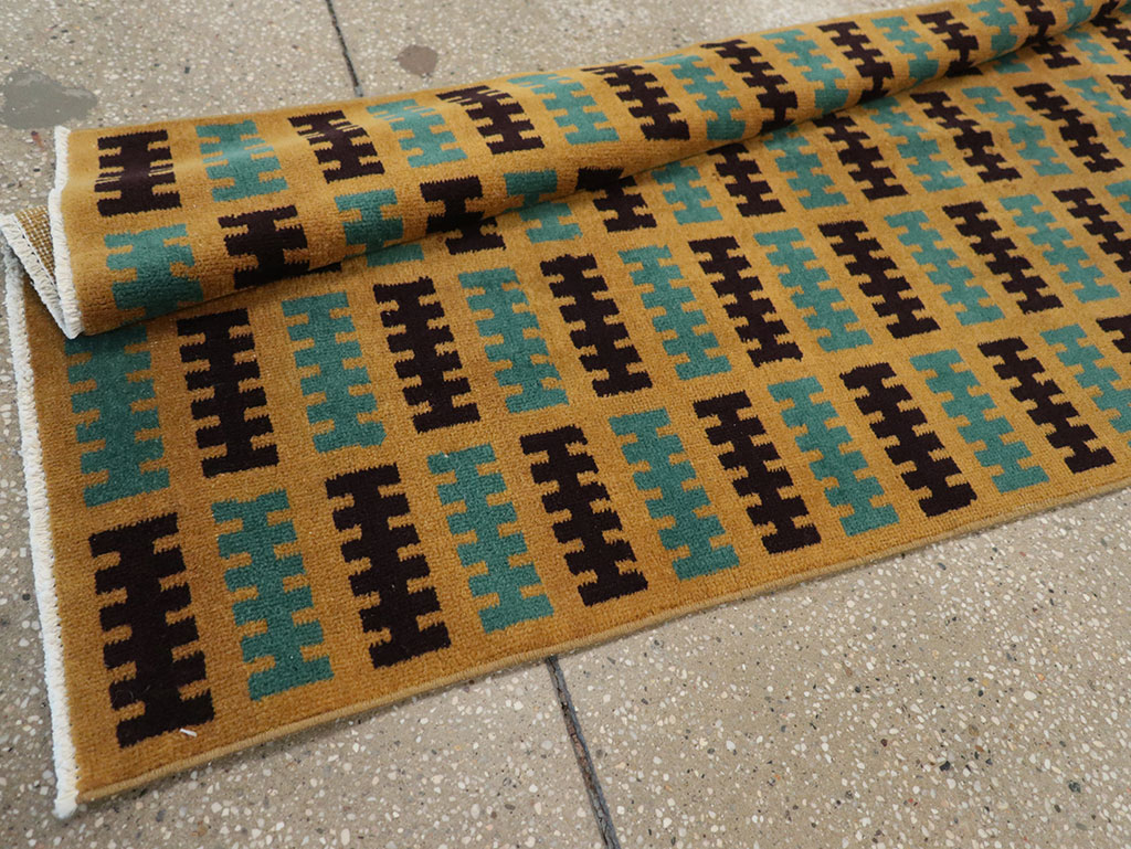 Vintage Turkish Anatolian Runner, No.33128 - Galerie Shabab