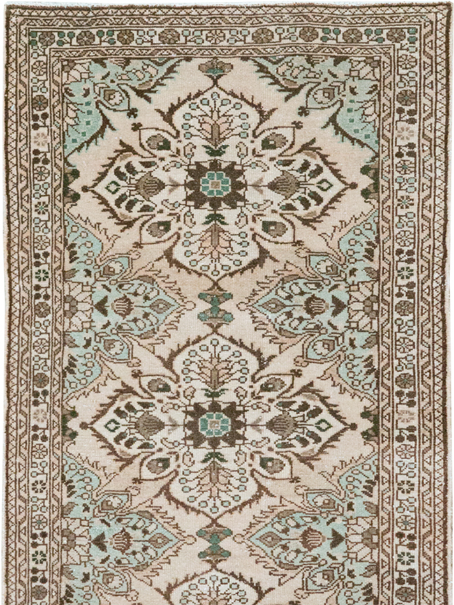Vintage Persian Malayer Long Runner, No.33136 - Galerie Shabab