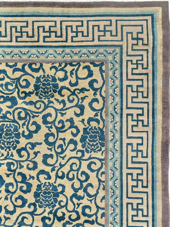 Antique Chinese Peking Room Size Carpet, No.33141 - Galerie Shabab