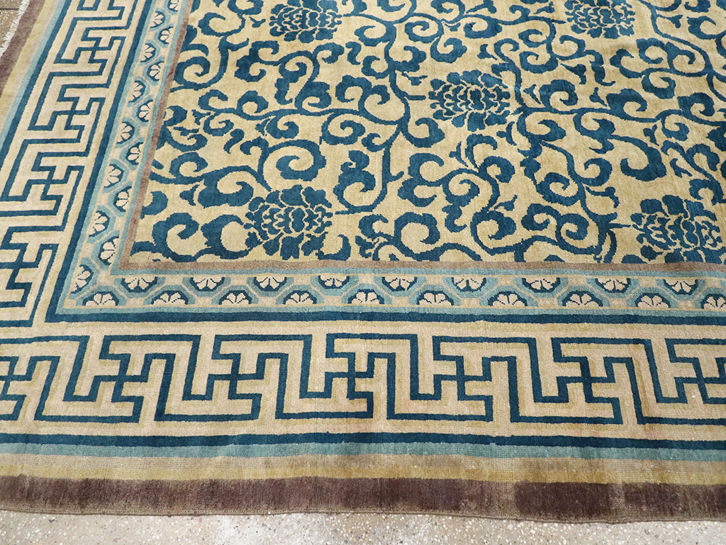 Antique Chinese Peking Room Size Carpet, No.33141 - Galerie Shabab