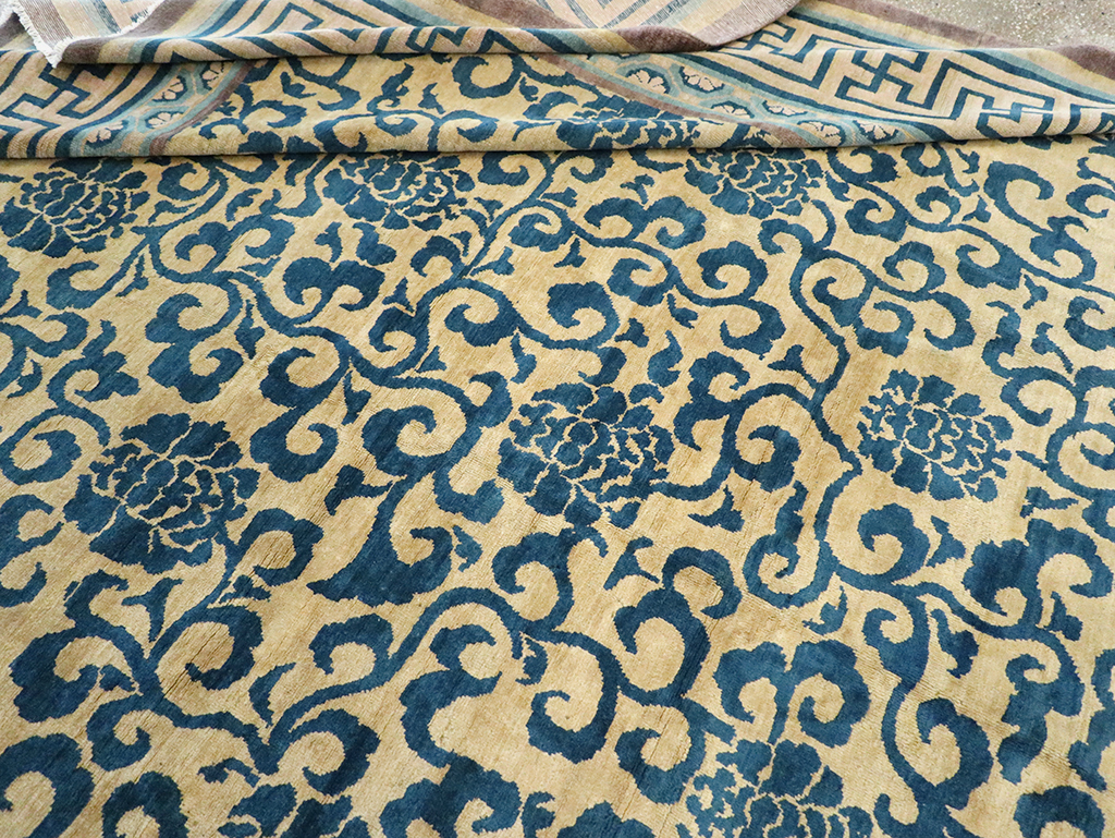Antique Chinese Peking Room Size Carpet, No.33141 - Galerie Shabab