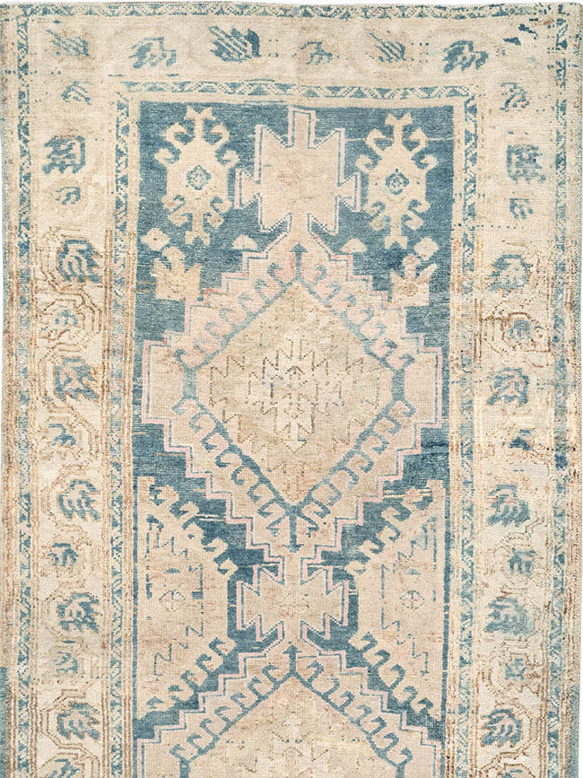 Vintage Persian Heriz Runner, No.33149 - Galerie Shabab