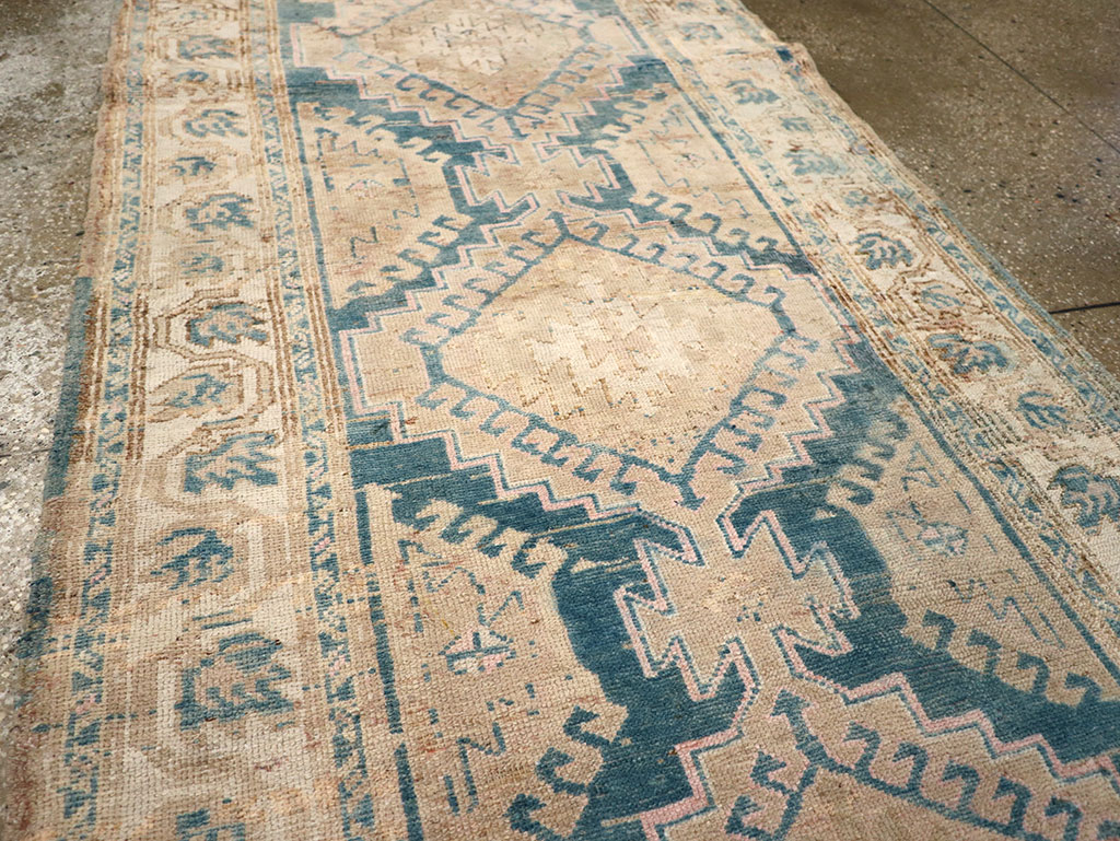 Vintage Persian Heriz Runner, No.33149 - Galerie Shabab