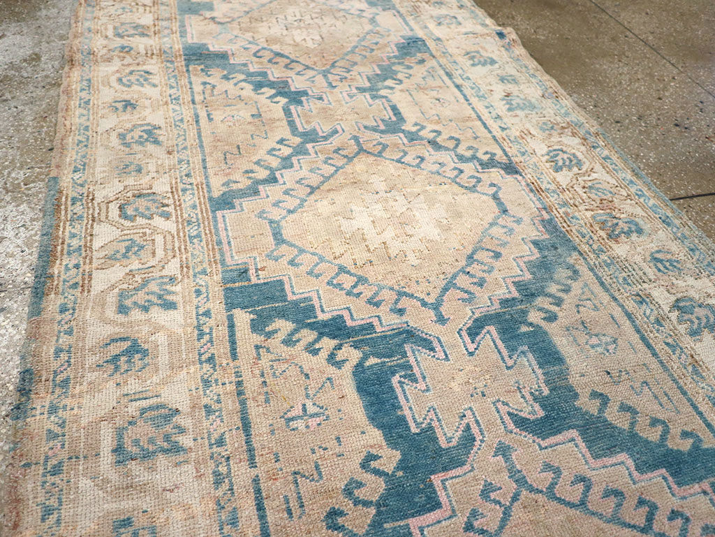 Vintage Persian Heriz Runner, No.33149 - Galerie Shabab