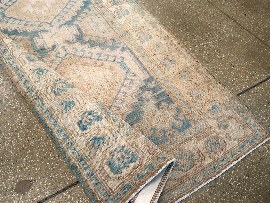 Vintage Persian Heriz Runner, No.33149 - Galerie Shabab