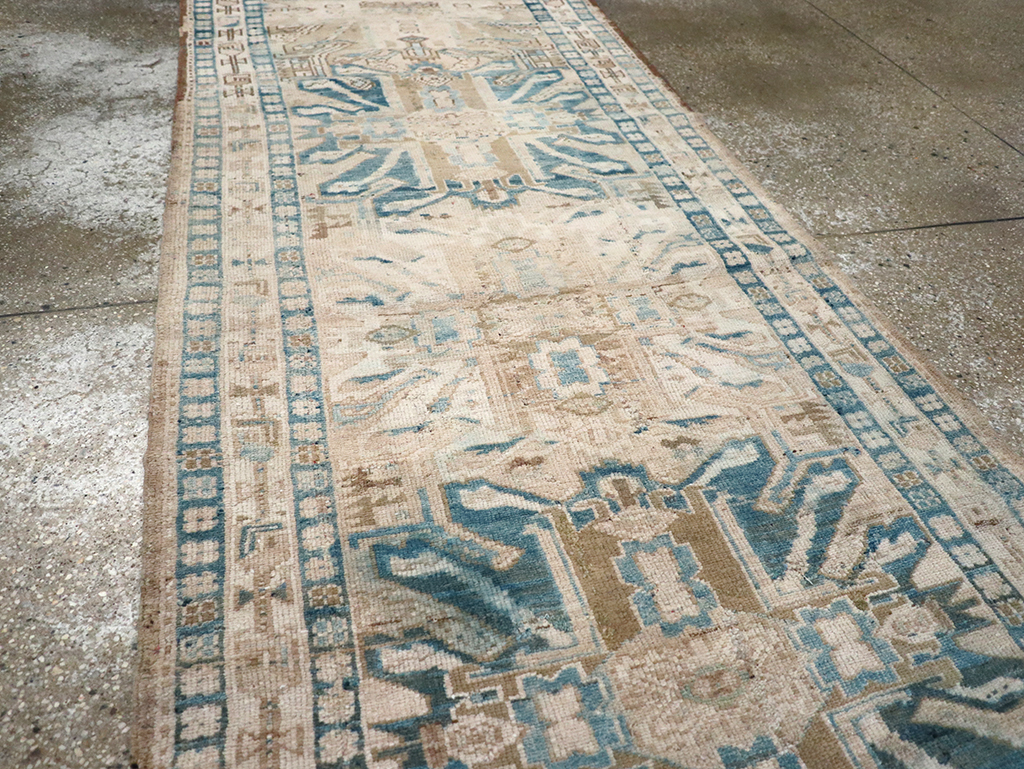 Vintage Persian Karajeh Runner, No.33151 - Galerie Shabab