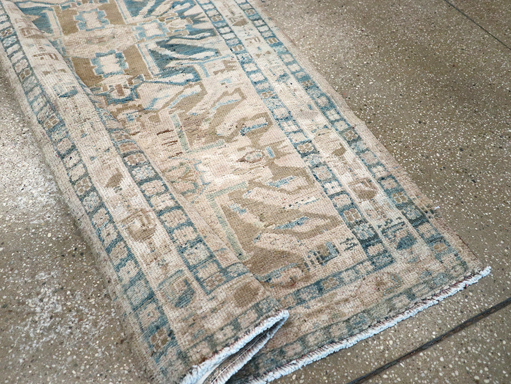 Vintage Persian Karajeh Runner, No.33151 - Galerie Shabab