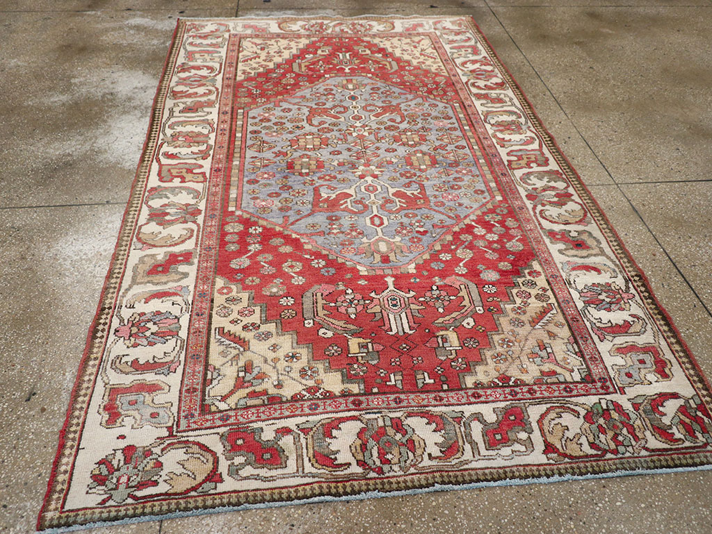 Vintage Persian Tabriz Accent Rug, No.33157 - Galerie Shabab