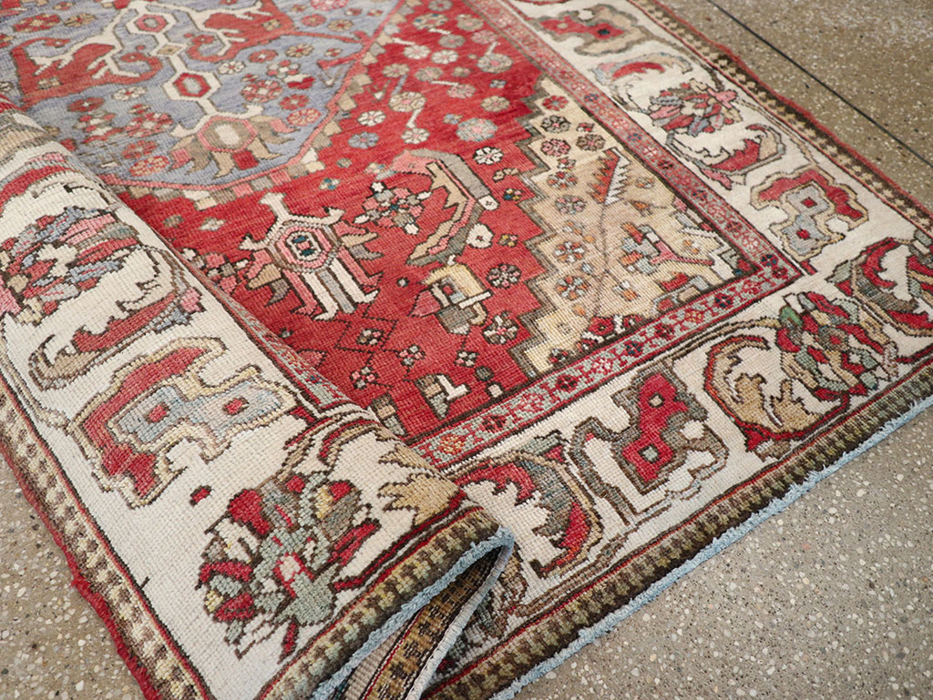 Vintage Persian Tabriz Accent Rug, No.33157 - Galerie Shabab