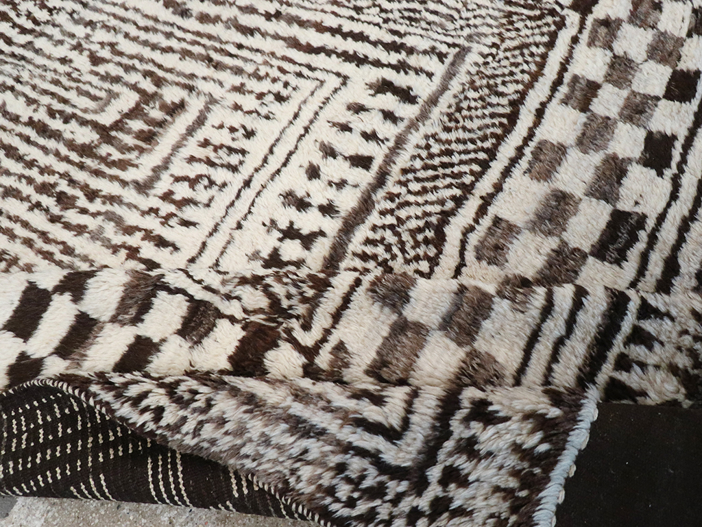 Modern Persian Gabbeh Room Size Carpet, No.33159 - Galerie Shabab