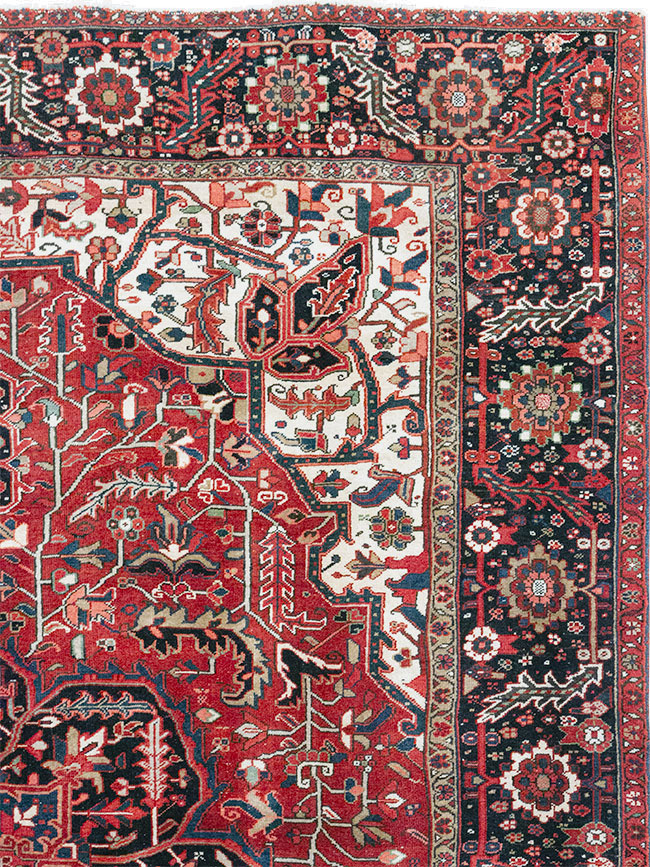 Vintage Persian Heriz Room Size Carpet, No.33168 - Galerie Shabab