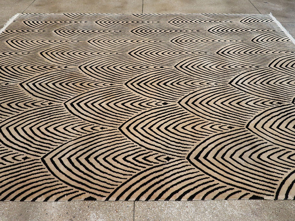 Antique Chinese Art Deco Room Size Carpet, No.33169 - Galerie Shabab