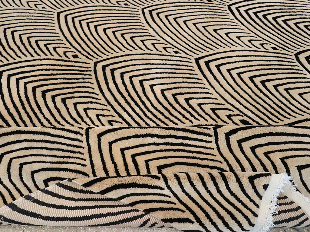 Antique Chinese Art Deco Room Size Carpet, No.33169 - Galerie Shabab