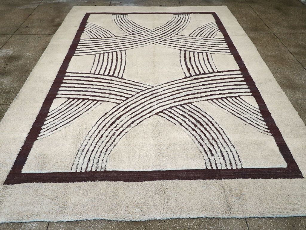 Modern Moroccan Art Deco Room Size Carpet, No.33174 - Galerie Shabab