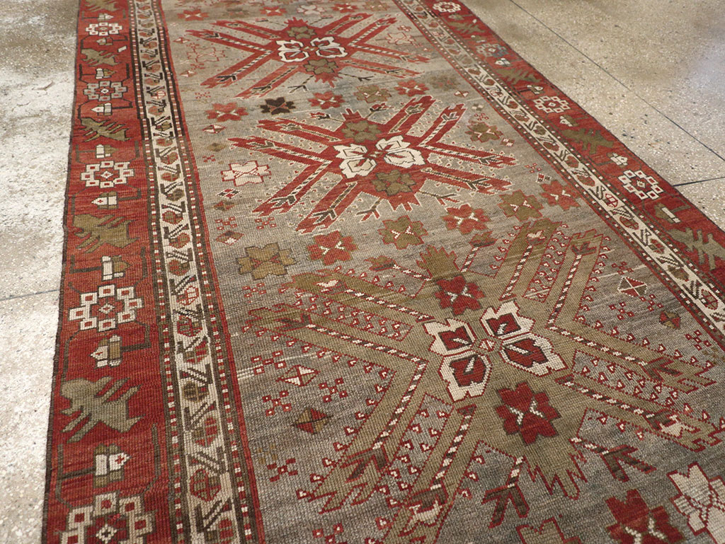 Antique Caucasian Kazak Runner, No.33183 - Galerie Shabab