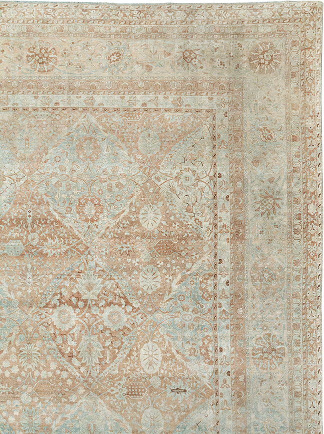 Antique Persian Lavar Kerman Large Square Room Size Carpet, No.33185 - Galerie Shabab
