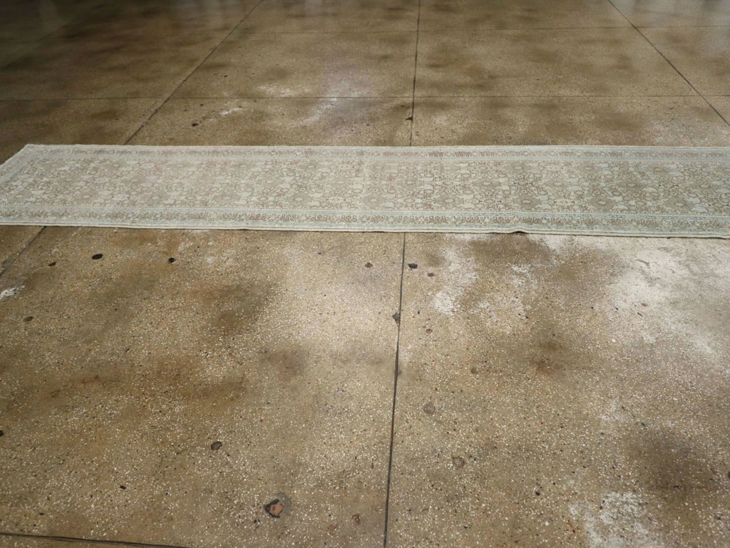 Antique Persian Malayer Long Runner, No.33188 - Galerie Shabab