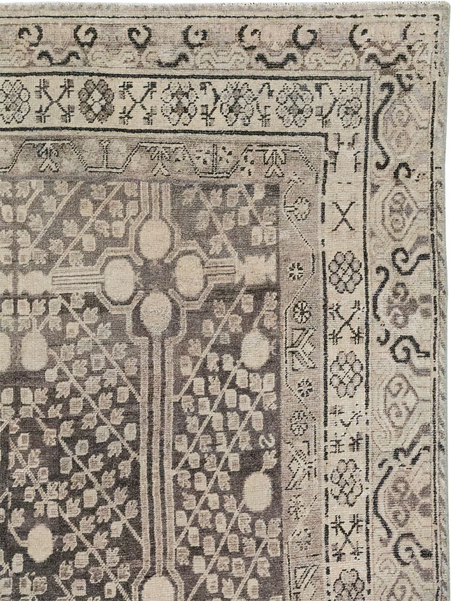 Antique East Turkestan Khotan Accent Rug, No.33189 - Galerie Shabab