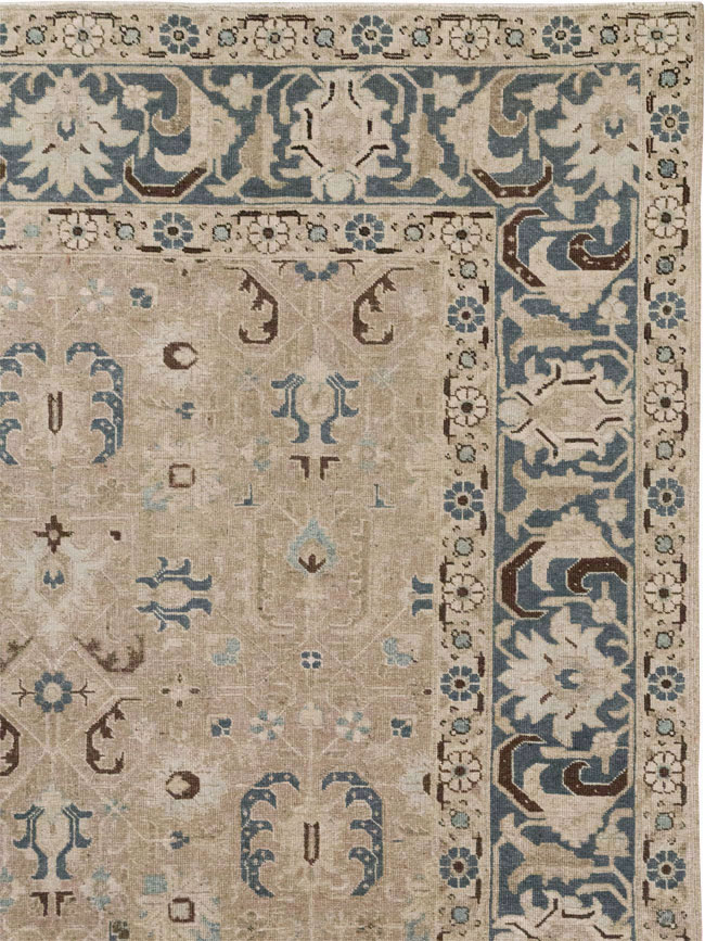 Antique Persian Tabriz Room Size Carpet, No.33190 - Galerie Shabab