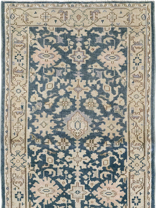 Vintage Turkish Anatolian Runner, No.33192 - Galerie Shabab
