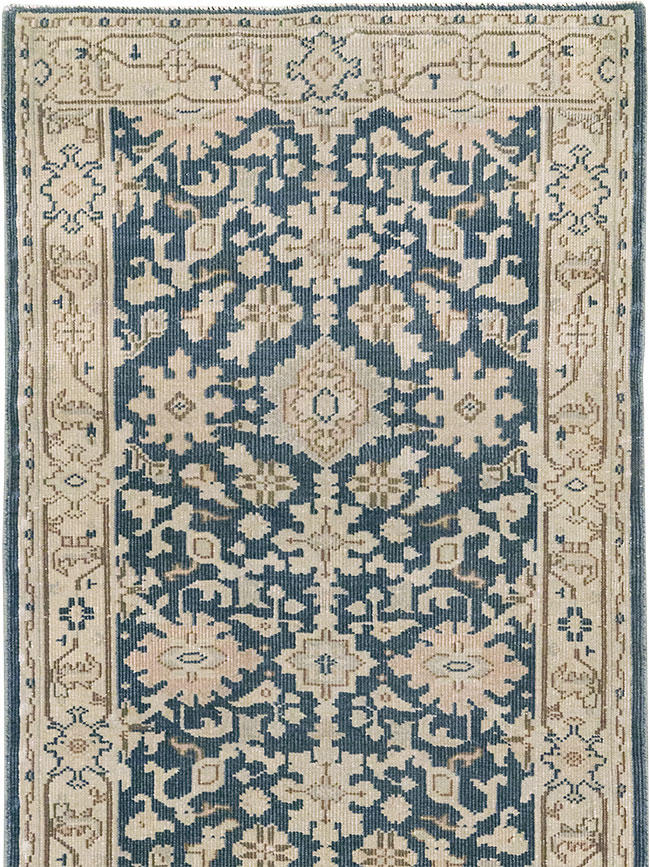 Vintage Turkish Anatolian Runner, No.33192 - Galerie Shabab
