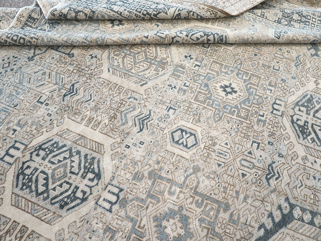 Vintage Persian Karajeh Accent Carpet, No.33194 - Galerie Shabab