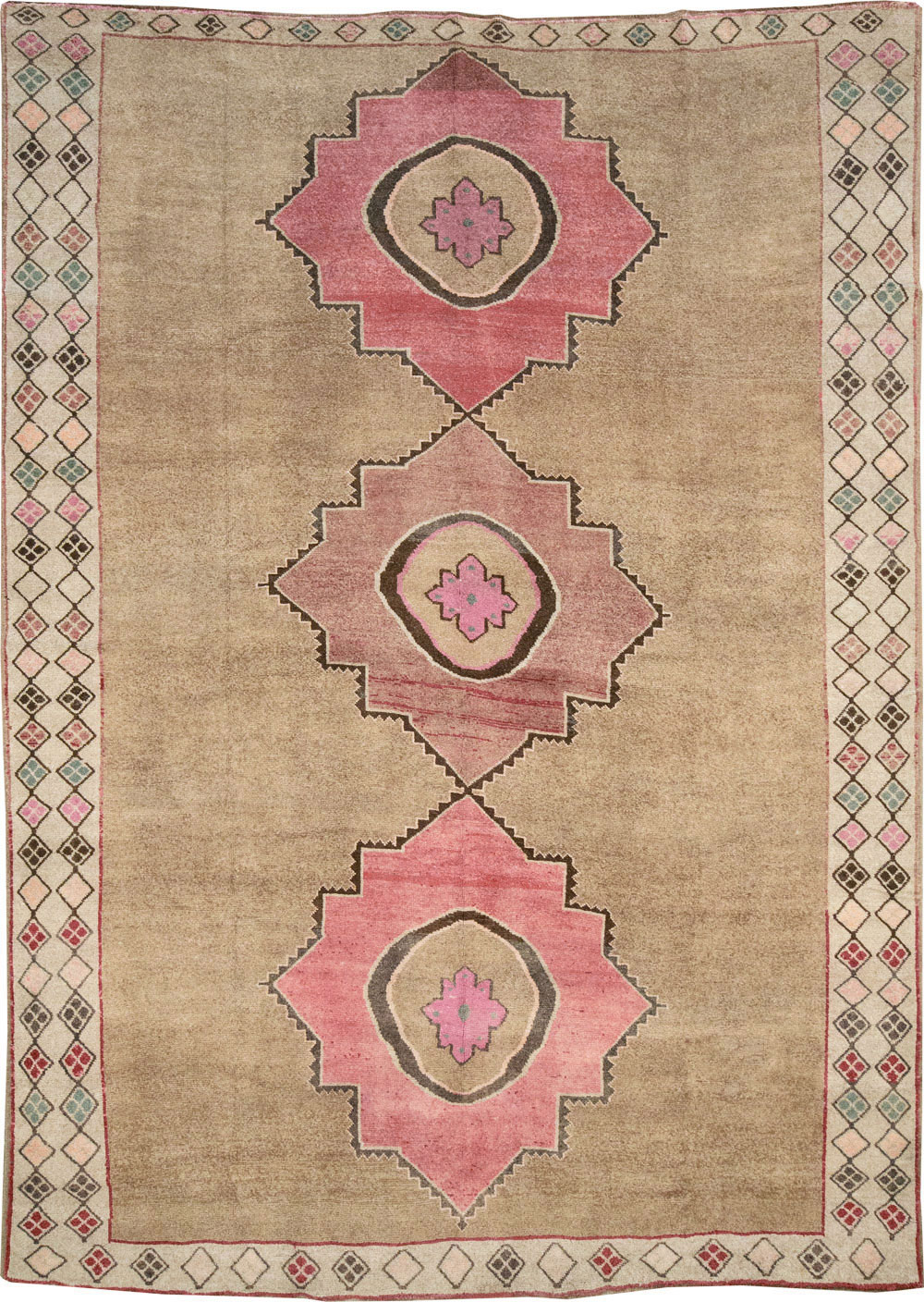 Vintage Turkish Anatolian Room Size Carpet, No.33196 - Galerie Shabab
