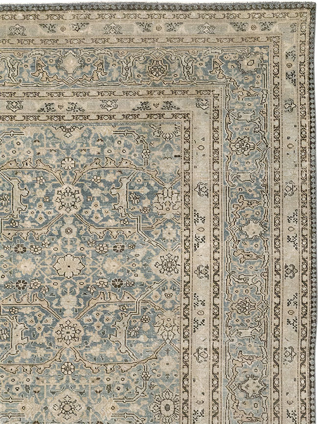 Antique Persian Tabriz Gallery Carpet, No.33201 - Galerie Shabab