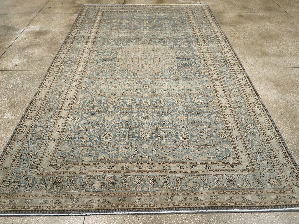 Antique Persian Tabriz Gallery Carpet, No.33201 - Galerie Shabab