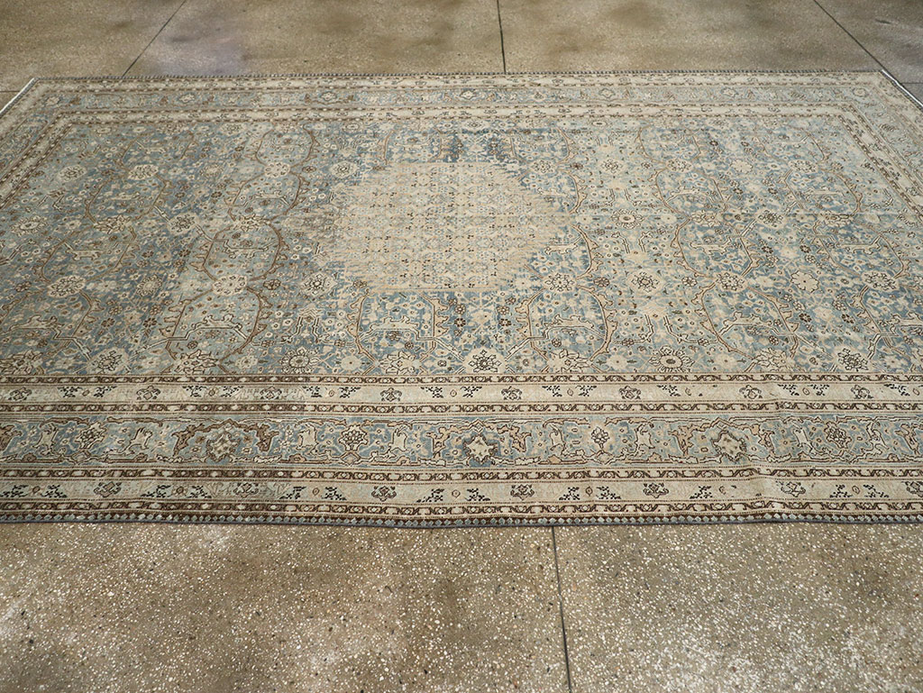 Antique Persian Tabriz Gallery Carpet, No.33201 - Galerie Shabab
