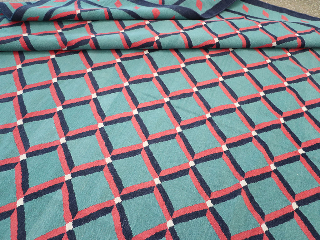 Modern Indian Flatweave Dhurrie Room Size Carpet, No.33202 - Galerie Shabab