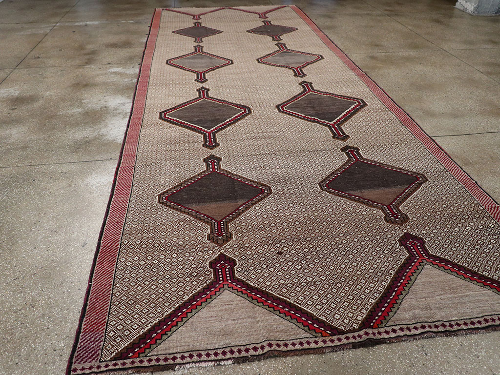 Vintage Turkish Anatolian Wide Gallery Runner, No.33203 - Galerie Shabab
