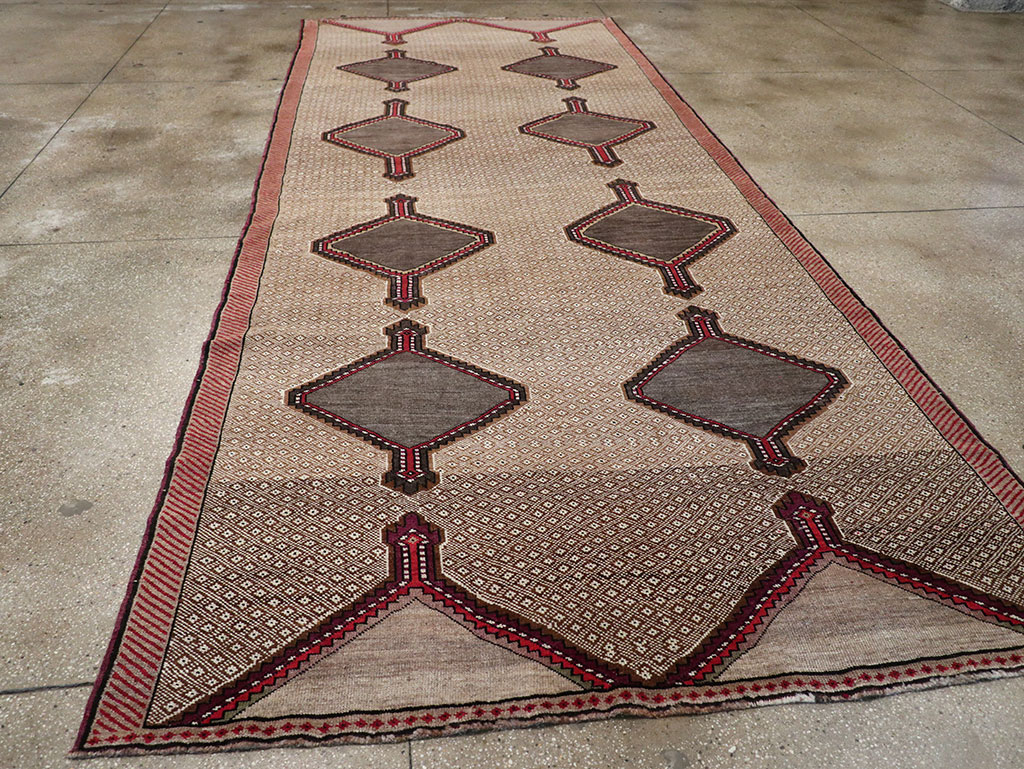 Vintage Turkish Anatolian Wide Gallery Runner, No.33204 - Galerie Shabab