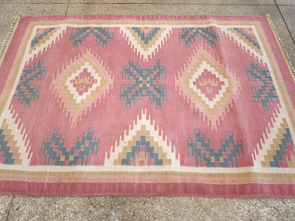 Vintage Indian Flatweave Dhurrie Accent Rug, No.33207 - Galerie Shabab