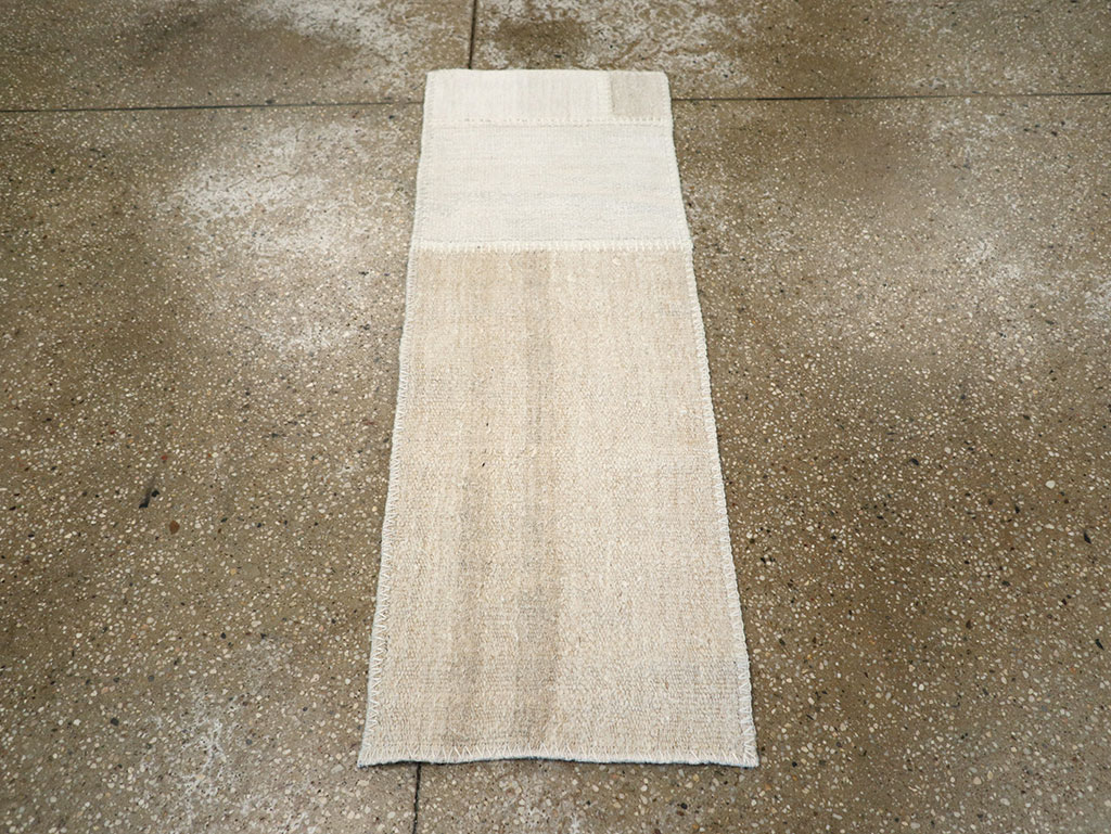 Vintage Turkish Flatweave Kilim Throw Rug, No.33208 - Galerie Shabab