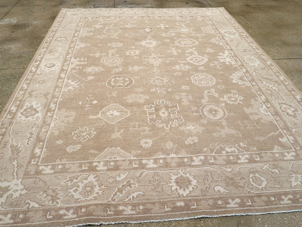 Modern Turkish Oushak Accent Carpet, No.33213 - Galerie Shabab