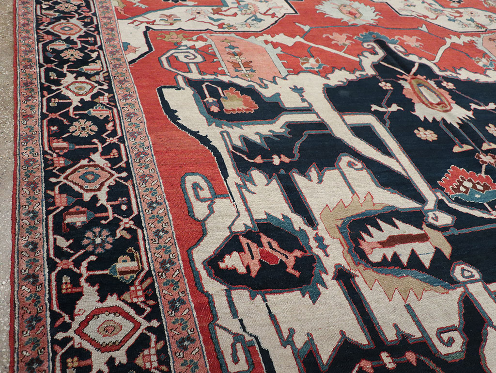 Antique Persian Serapi Room Size Carpet, No.33215 - Galerie Shabab