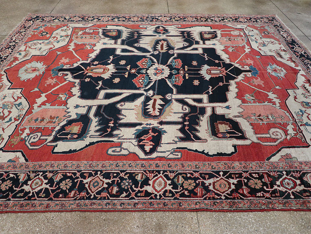 Antique Persian Serapi Room Size Carpet, No.33215 - Galerie Shabab