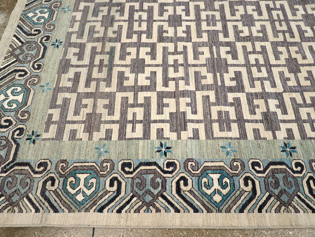 Modern East Turkestan Khotan Room Size Carpet, No.33216 - Galerie Shabab
