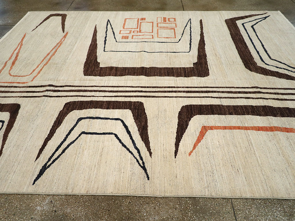 Modern Turkish Art Deco Room Size Carpet, No.33218 - Galerie Shabab