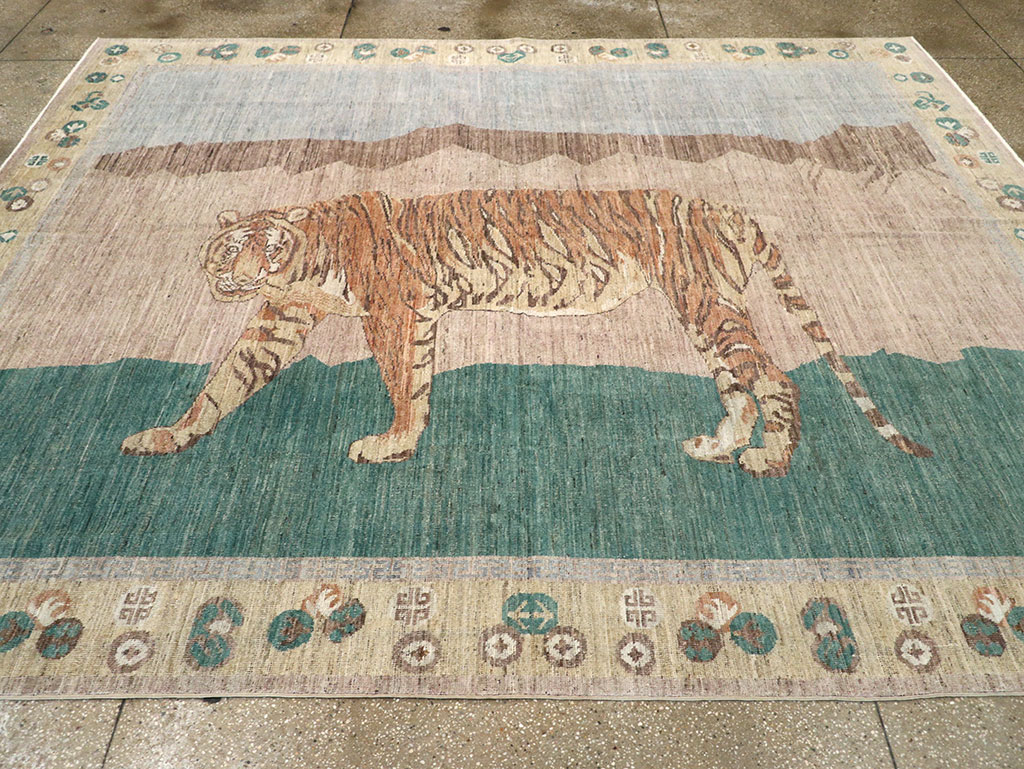 Modern East Turkestan Pictorial Khotan Room Size Carpet, No.33220 - Galerie Shabab