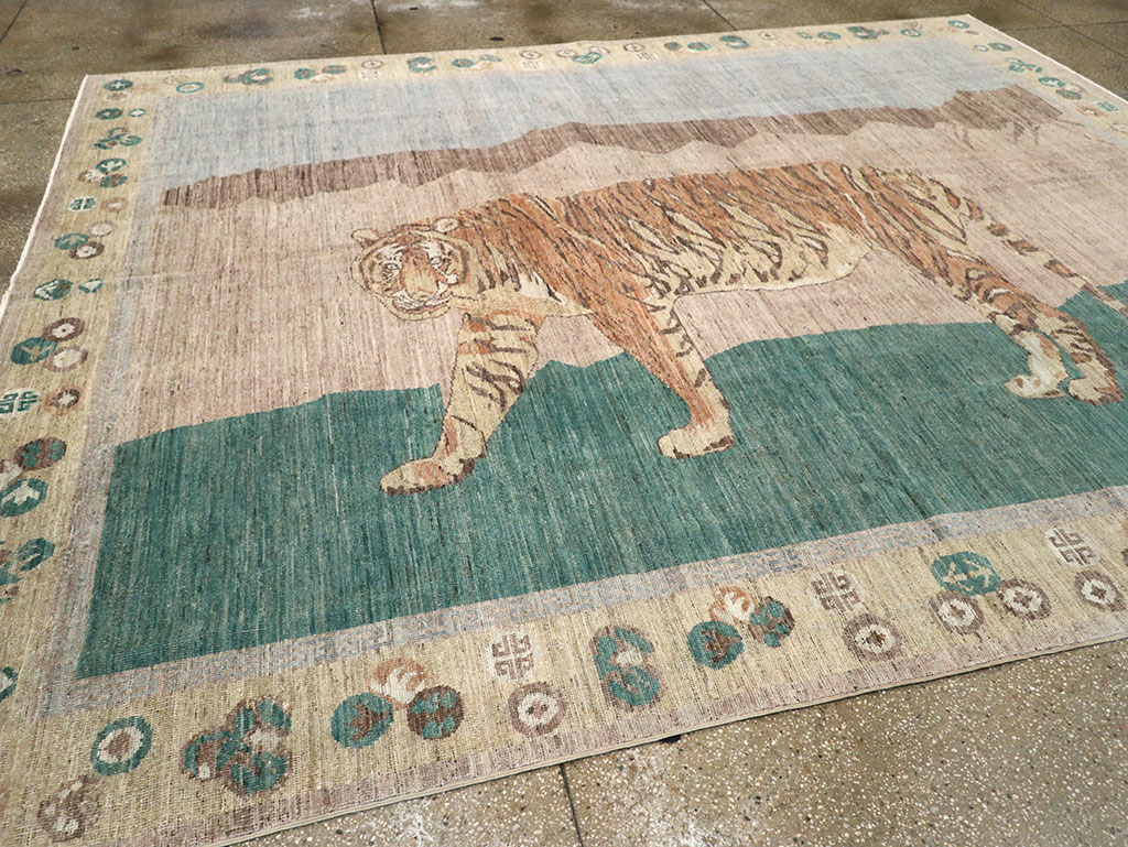 Modern East Turkestan Pictorial Khotan Room Size Carpet, No.33220 - Galerie Shabab