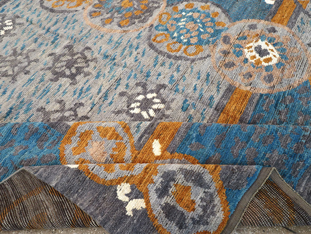 Modern East Turkestan Swedish Style Khotan Room Size Carpet, No.33224 - Galerie Shabab
