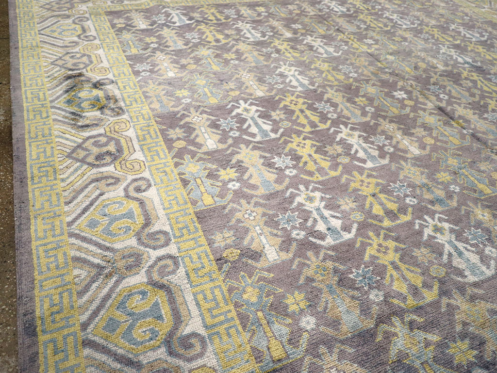 Modern East Turkestan Silk Khotan Room Size Carpet, No.33229 - Galerie Shabab