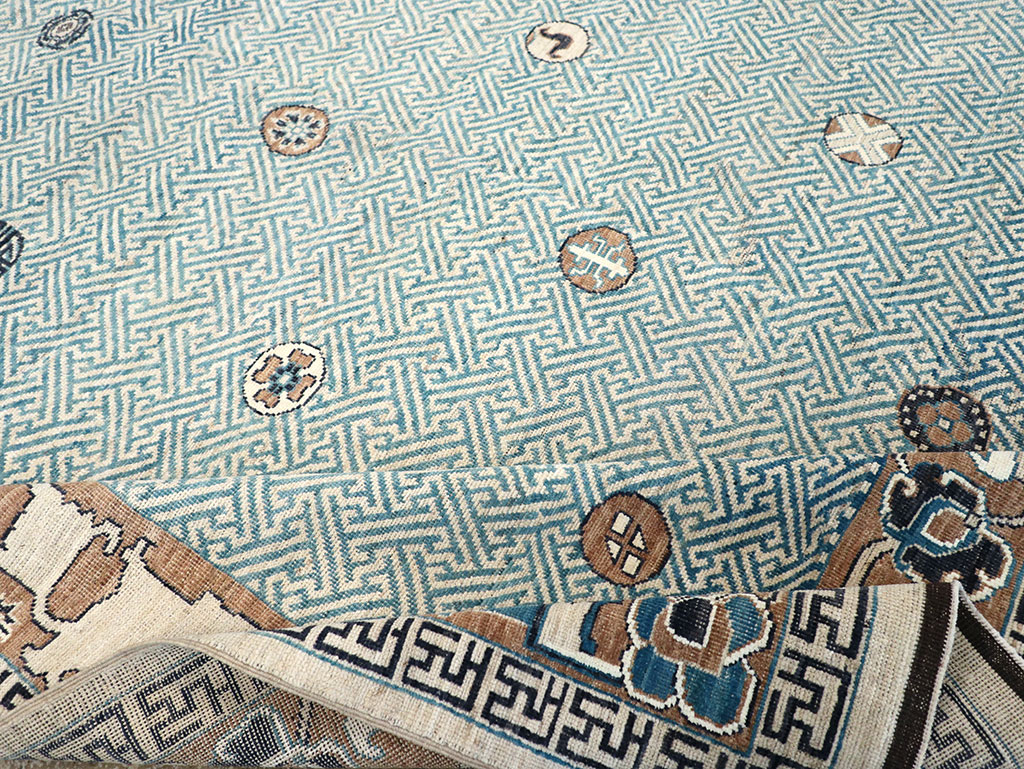 Modern East Turkestan Khotan Room Size Carpet, No.33232 - Galerie Shabab