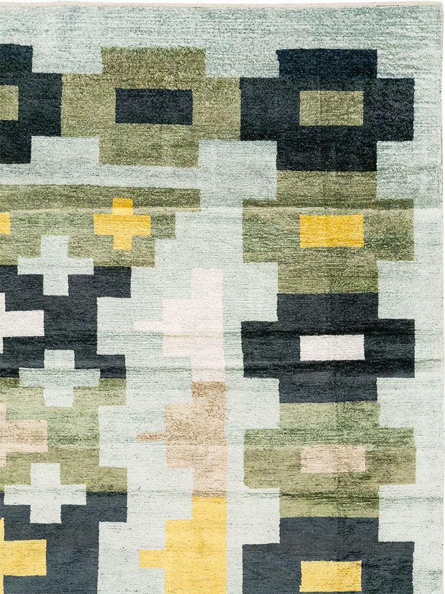 Modern East Turkestan Silk Khotan Room Size Carpet, No.33233 - Galerie Shabab