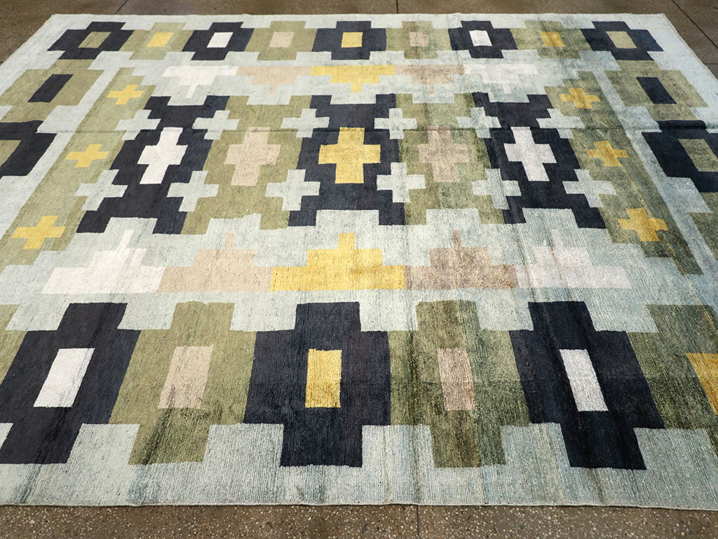 Modern East Turkestan Silk Khotan Room Size Carpet, No.33233 - Galerie Shabab